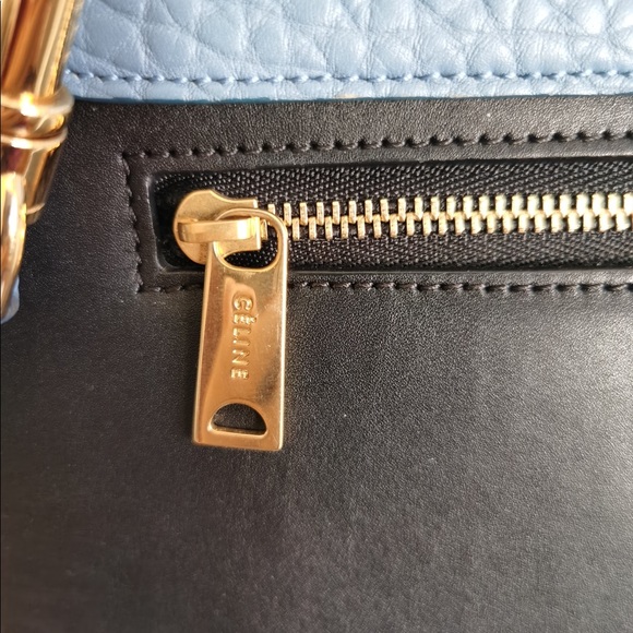 Celine Drummed Calfskin Trapeze Small - Picture 5 of 5